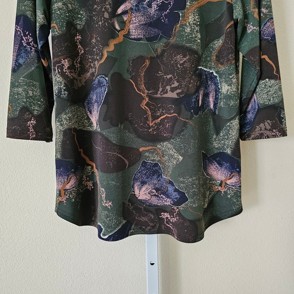 NWT SYMPLI Go to Classic T-Shirt Relax 3/4 Sleeve Abstract Floral Sz 10 - Picture 10 of 16